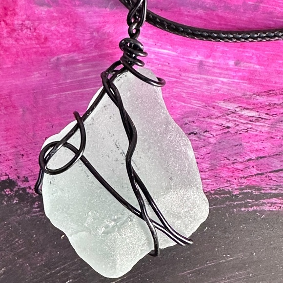 Mississippi gulf Sea Glass Pendant Necklace Wire Wrapped Artisan Handmade 4174 B - Picture 6 of 12